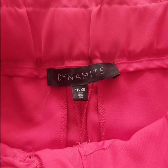 Red shorts - Picture 2 of 2